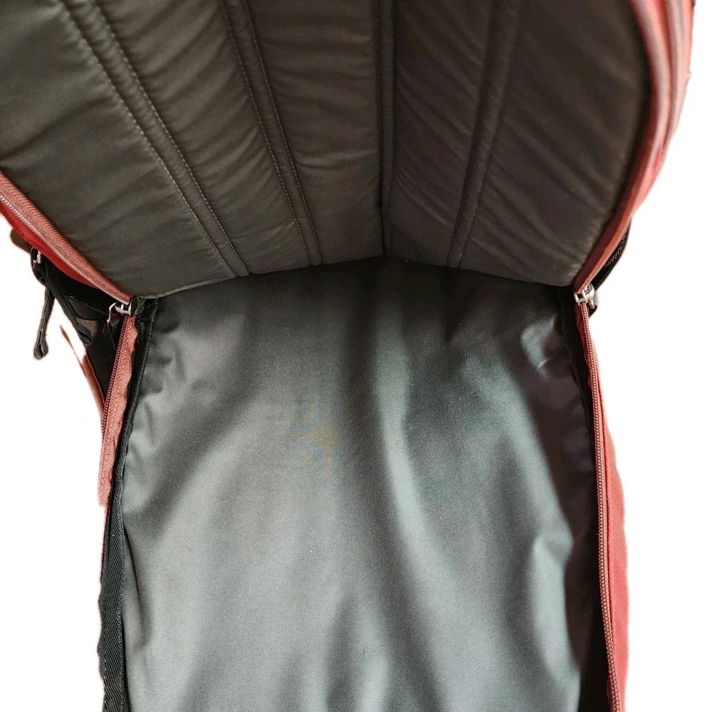 Victorinox Red Luggage Altmont 3.0 Dual-Compartment Laptop Backpack